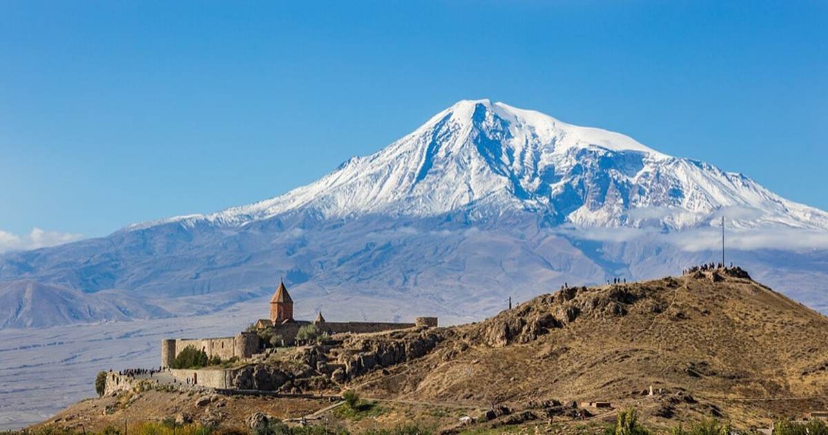 Хор Вирап, Армения — монастырь у Арарата